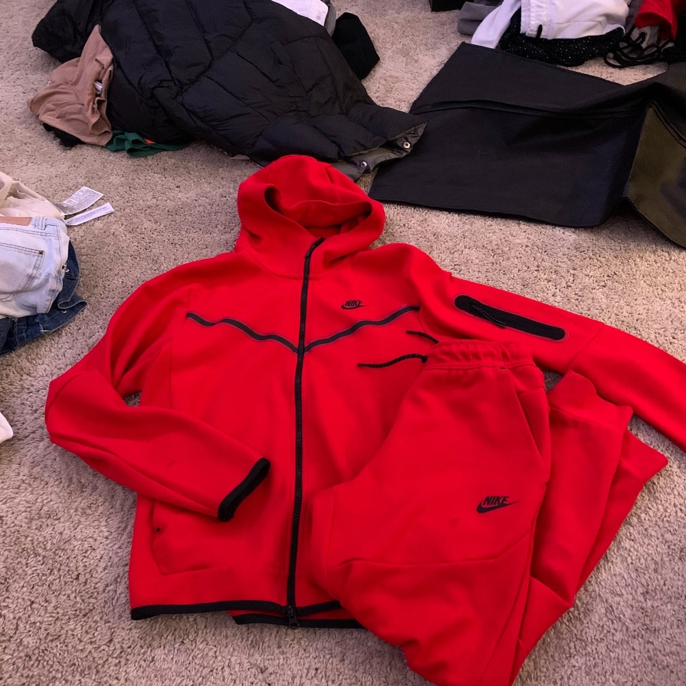 Nike sets